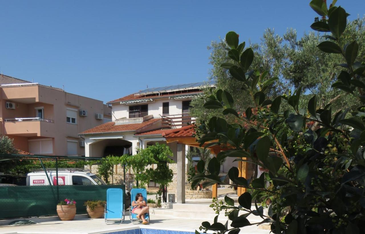 Apartments And Rooms Rogic Sveti Petar  Extérieur photo