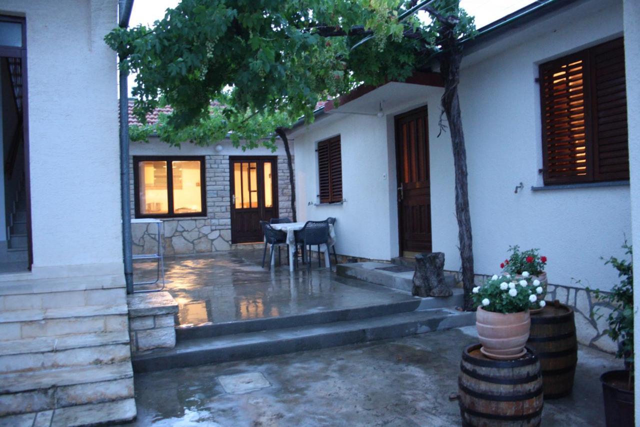 Apartments And Rooms Rogic Sveti Petar  Extérieur photo
